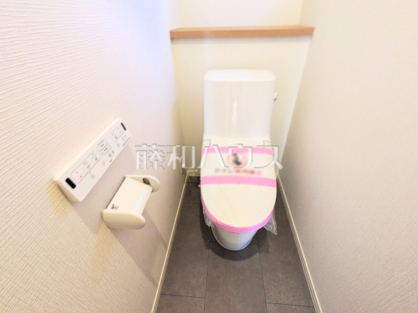 2号棟 トイレ 【八王子市長沼町】 2号棟 トイレ 【八王子市長沼町】