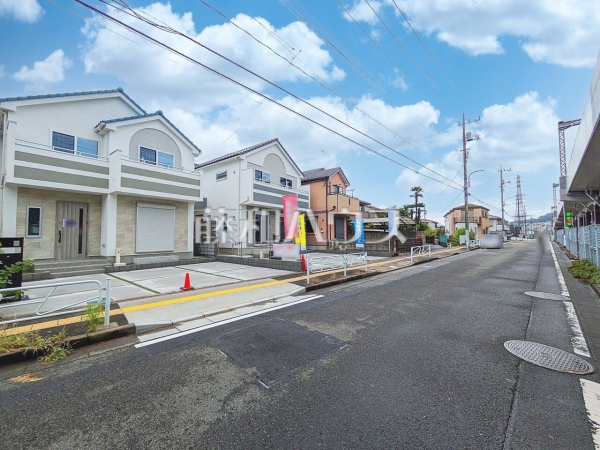 接道状況および現場風景 【八王子市長沼町】 接道状況および現場風景 【八王子市長沼町】