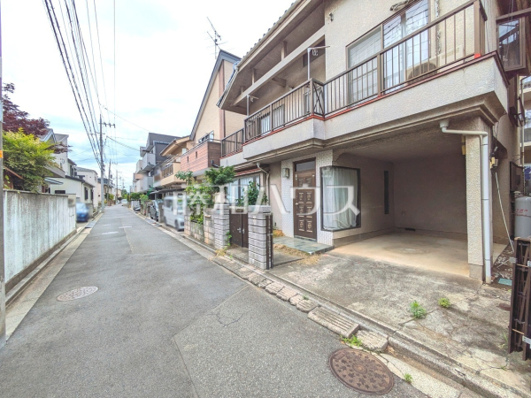 接道状況および現場風景 【新座市野火止8丁目】 接道状況および現場風景 【新座市野火止8丁目】