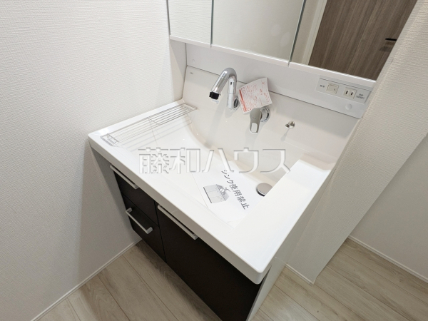 洗面室 【練馬区南大泉1丁目】 洗面室 【練馬区南大泉1丁目】
