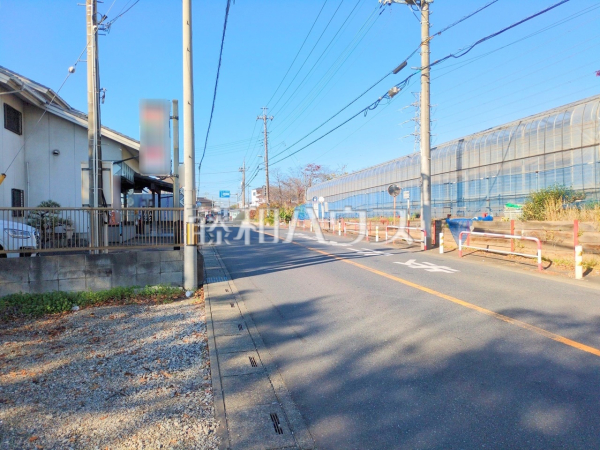 接道状況および現場風景 【富士見市大字水子】 接道状況および現場風景 【富士見市大字水子】