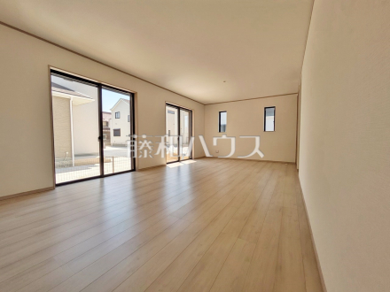 C号棟 リビング 【春日井市味美白山町1丁目】/撮影日2025/08/01