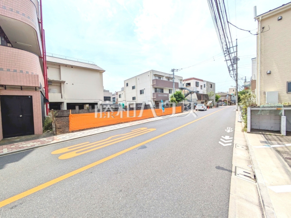 接道状況および現場風景 【国立市富士見台2丁目】 接道状況および現場風景 【国立市富士見台2丁目】