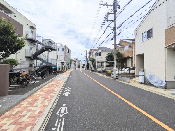 接道状況 【国立市富士見台2丁目】平日のご案内も可能です。まずはお気軽にお問合せ下さいませ。 接道状況 【国立市富士見台2丁目】平日のご案内も可能です。まずはお気軽にお問合せ下さいませ。