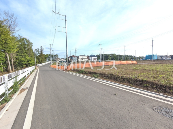 接道状況および現場風景 【所沢市大字北秋津】 接道状況および現場風景 【所沢市大字北秋津】