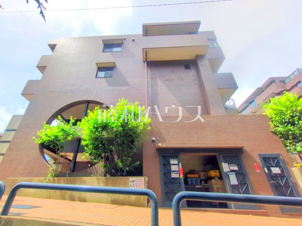 見学はしたいけど、なかなか時間が取れない・・・そんな方に出勤前や仕事終わりにマイホームを見学できるサポートをいたします。 【ザ・ステイツ志木パークステージ】 見学はしたいけど、なかなか時間が取れない・・・そんな方に出勤前や仕事終わりにマイホームを見学できるサポートをいたします。 【ザ・ステイツ志木パークステージ】