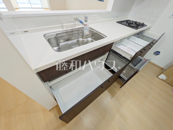 B号棟 キッチンのスライド収納 【八王子市犬目町】 B号棟 キッチンのスライド収納 【八王子市犬目町】