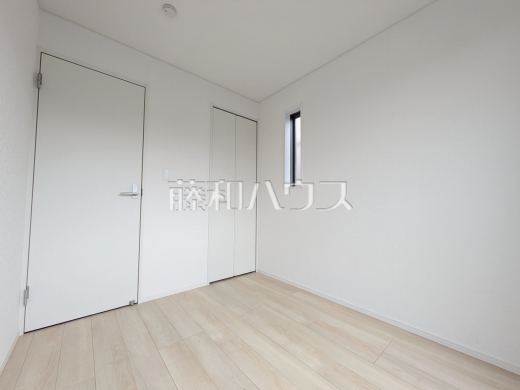 居室 【新座市片山2丁目】