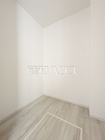 1号棟 ウォークインクローゼット 【練馬区貫井3丁目】 1号棟 ウォークインクローゼット 【練馬区貫井3丁目】