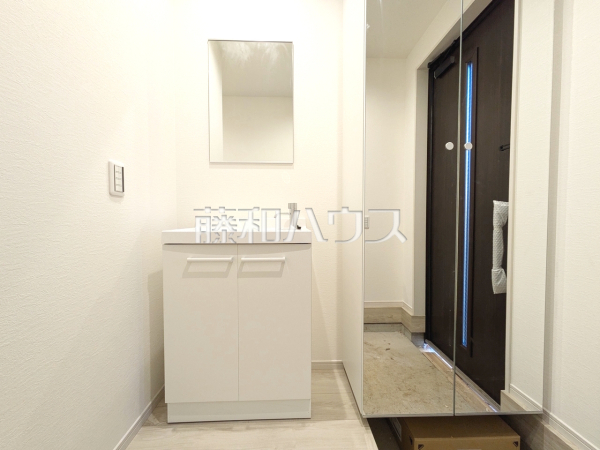 1号棟 セカンド洗面台 【練馬区貫井3丁目】 1号棟 セカンド洗面台 【練馬区貫井3丁目】