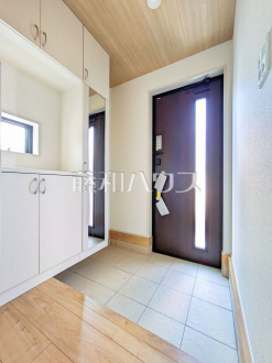 2号棟 玄関 【西東京市芝久保町3丁目】/撮影日2025/09/26