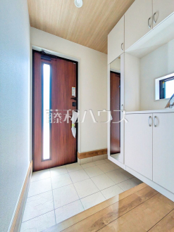 5号棟 玄関【西東京市芝久保町3丁目】/撮影日2025/09/30