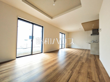 5号棟 リビング 【西東京市芝久保町3丁目】/撮影日2025/09/30