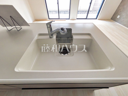 6号棟 キッチン 【西東京市芝久保町3丁目】/撮影日2025/09/30