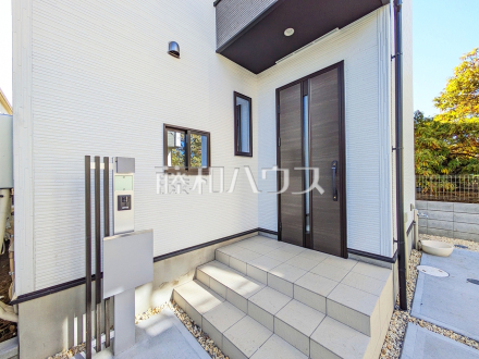 6号棟 玄関 【西東京市芝久保町3丁目】/撮影日2025/11/10