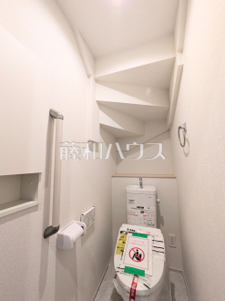 8号棟 トイレ 【西東京市芝久保町3丁目】/撮影日2025/11/10