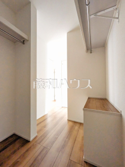 12号棟 ウォークインクローゼット 【西東京市芝久保町3丁目】/撮影日2025/06/26