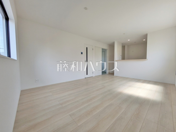 1号棟 リビング 【春日井市穴橋町3丁目】 1号棟 リビング 【春日井市穴橋町3丁目】