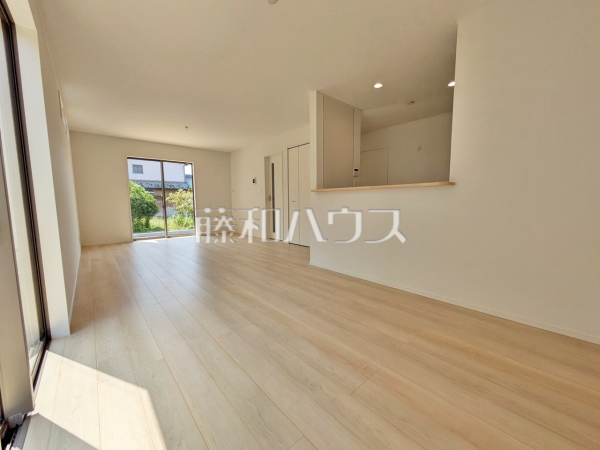 2号棟 リビング 【春日井市穴橋町3丁目】 2号棟 リビング 【春日井市穴橋町3丁目】