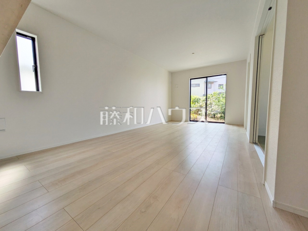 3号棟 リビング 【春日井市穴橋町3丁目】 3号棟 リビング 【春日井市穴橋町3丁目】