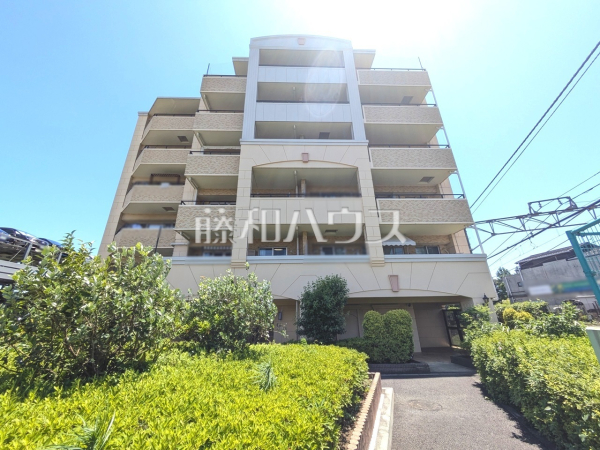 外観 【グランシティユーロパレス花小金井】
安心のオートロック、防犯カメラ、TVモニター付インターホン完備! 外観 【グランシティユーロパレス花小金井】
安心のオートロック、防犯カメラ、TVモニター付インターホン完備!