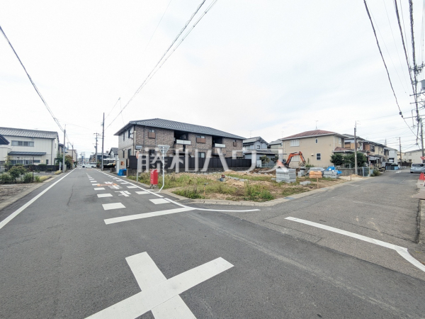 接道状況および現場風景 【北名古屋市薬師寺山浦】 接道状況および現場風景 【北名古屋市薬師寺山浦】