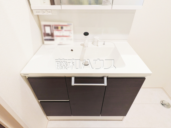 洗面化粧台 【練馬区三原台3丁目】 洗面化粧台 【練馬区三原台3丁目】