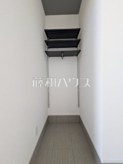 シューズインクローゼット 【八王子市元本郷町4丁目】/撮影日2026/08/24