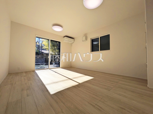 2号棟 リビング 【府中市四谷2丁目】