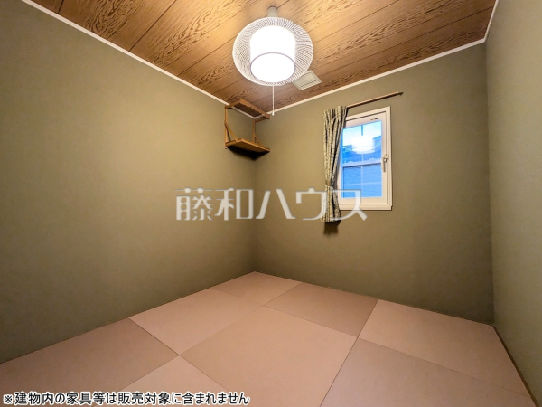 和室 【府中市八幡町2丁目】畳は熱伝導率が低く断熱効果があります。畳のあるお部屋は、夏は涼しく冬は暖かく過ごせます。 和室 【府中市八幡町2丁目】畳は熱伝導率が低く断熱効果があります。畳のあるお部屋は、夏は涼しく冬は暖かく過ごせます。