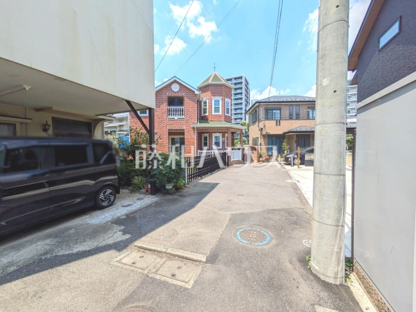 接道状況および現場風景 【府中市八幡町2丁目】 接道状況および現場風景 【府中市八幡町2丁目】