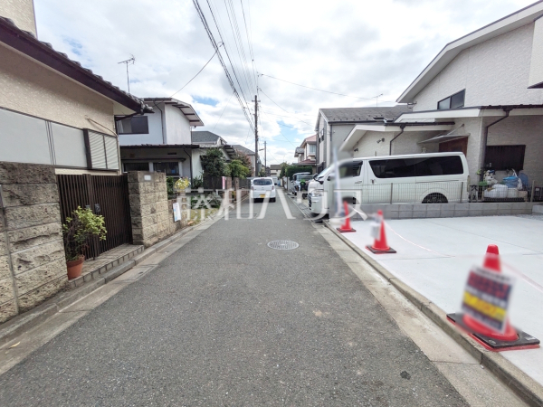 接道状況および現場風景 【練馬区三原台2丁目】 接道状況および現場風景 【練馬区三原台2丁目】