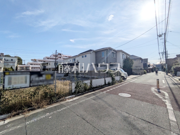 接道状況および現場風景 【三鷹市上連雀4丁目】 接道状況および現場風景 【三鷹市上連雀4丁目】