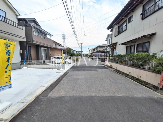接道状況および現場風景 【小牧市大字岩崎】