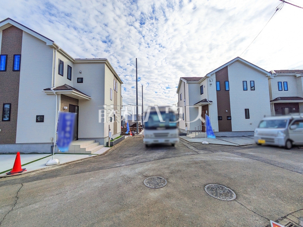 接道状況および現場風景 【東大和市狭山4丁目】 接道状況および現場風景 【東大和市狭山4丁目】