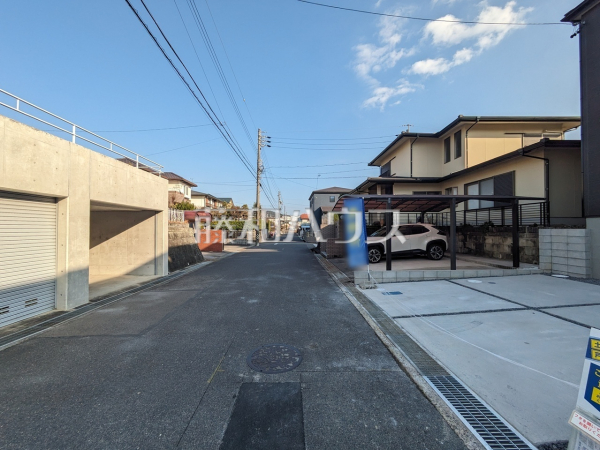 接道状況および現場風景 【春日井市中央台6丁目】 接道状況および現場風景 【春日井市中央台6丁目】