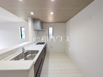 27号棟 キッチン 【新座市池田4丁目】/撮影日2026/01/31