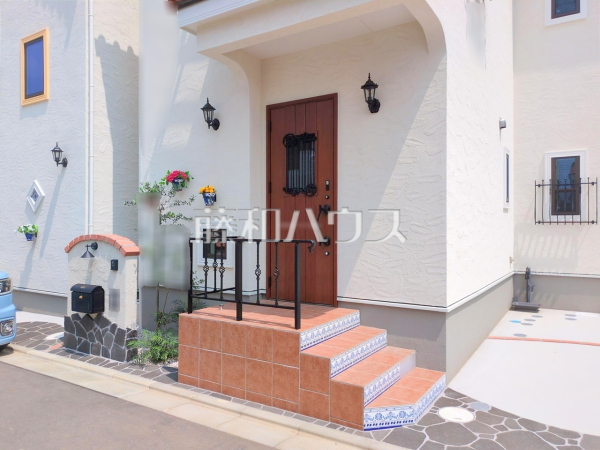 S-12号棟 玄関 【和光市南1丁目】 S-12号棟 玄関 【和光市南1丁目】