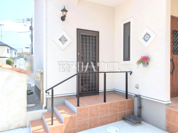 S-14号棟 玄関 【和光市南1丁目】 S-14号棟 玄関 【和光市南1丁目】