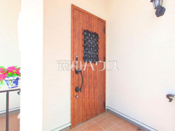 S-14号棟 玄関 【和光市南1丁目】 S-14号棟 玄関 【和光市南1丁目】