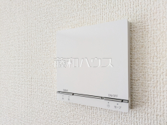 床暖房 【国立市西1丁目】乾燥しすぎず、埃も舞わずハウスダストが少ないクリーンな室内をキープする床暖房 床暖房 【国立市西1丁目】乾燥しすぎず、埃も舞わずハウスダストが少ないクリーンな室内をキープする床暖房