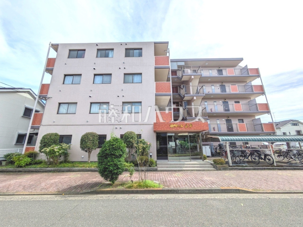 外観 【セザール小平】
部屋の雰囲気や広さ・眺望・間取りの使い勝手など、是非一度、ご自身の目で確かめてみてください♪ 外観 【セザール小平】
部屋の雰囲気や広さ・眺望・間取りの使い勝手など、是非一度、ご自身の目で確かめてみてください♪