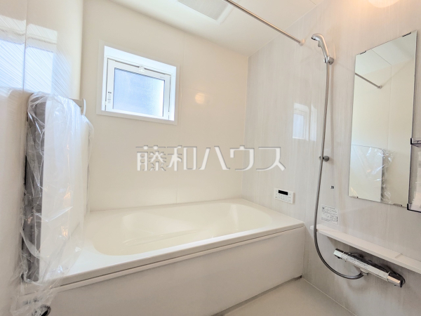 2号棟 浴室 【志木市上宗岡1丁目】
白を基調とした清潔感あふれるバスルームです 2号棟 浴室 【志木市上宗岡1丁目】
白を基調とした清潔感あふれるバスルームです