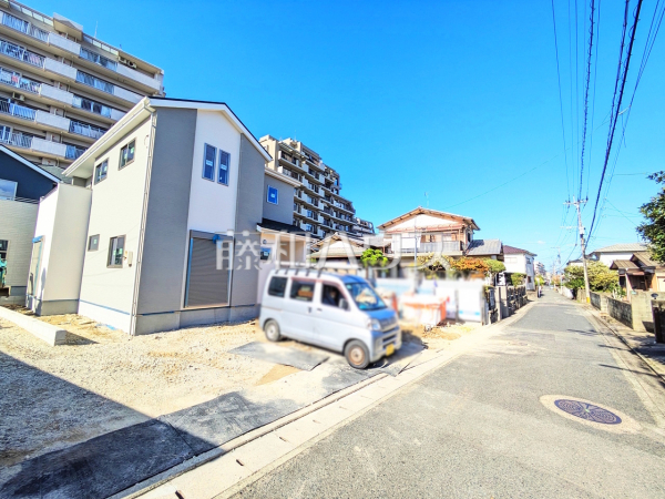 接道状況および現場風景 【福岡市南区鶴田4丁目】 接道状況および現場風景 【福岡市南区鶴田4丁目】