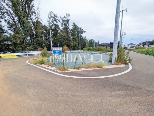 現地写真 【所沢市大字北秋津】 見学はしたいけど、なかなか時間が取れない・・・そんな方に出勤前や仕事終わりにマイホームを見学できるサポートをいたします。 現地写真 【所沢市大字北秋津】 見学はしたいけど、なかなか時間が取れない・・・そんな方に出勤前や仕事終わりにマイホームを見学できるサポートをいたします。