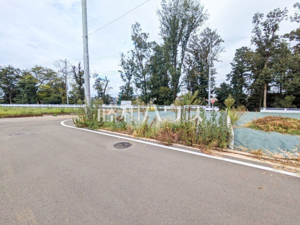 現地写真 【所沢市大字北秋津】 見学はしたいけど、なかなか時間が取れない・・・そんな方に出勤前や仕事終わりにマイホームを見学できるサポートをいたします。 現地写真 【所沢市大字北秋津】 見学はしたいけど、なかなか時間が取れない・・・そんな方に出勤前や仕事終わりにマイホームを見学できるサポートをいたします。