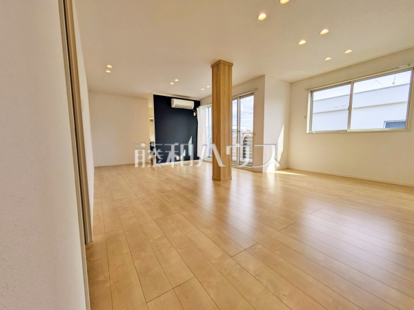 リビング 【春日井市中央台5丁目】 リビング 【春日井市中央台5丁目】