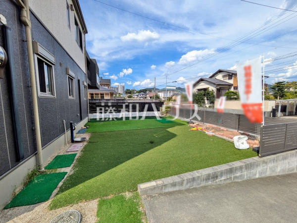 庭 【春日井市中央台5丁目】 庭 【春日井市中央台5丁目】