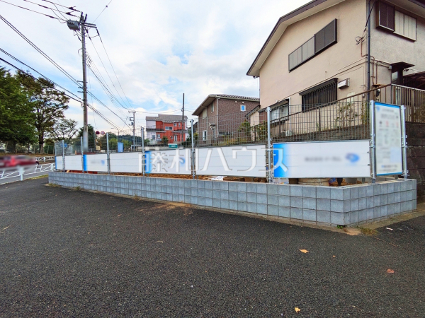接道状況および現場風景 【八王子市片倉町】 接道状況および現場風景 【八王子市片倉町】