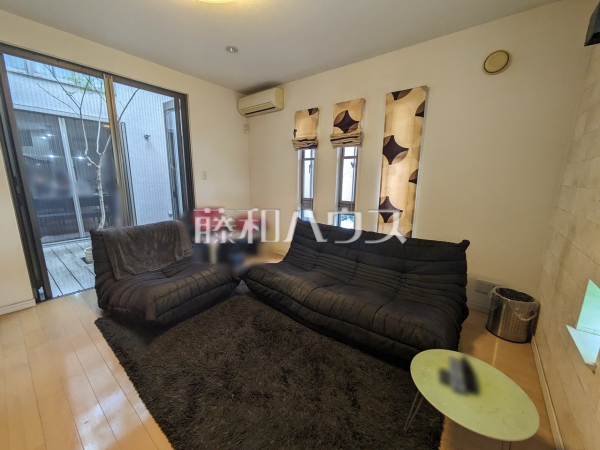 リビング 【春日井市八田町3丁目】 リビング 【春日井市八田町3丁目】